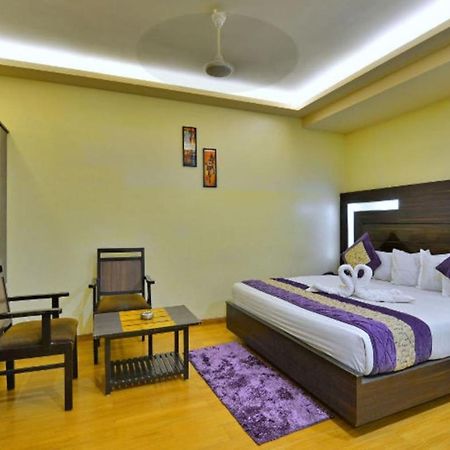 Hotel Samrat Jabalpur Exterior foto